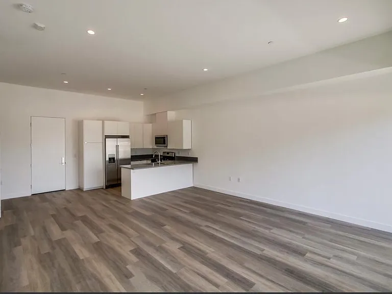 4021 Georgia St #7 — Photo 2