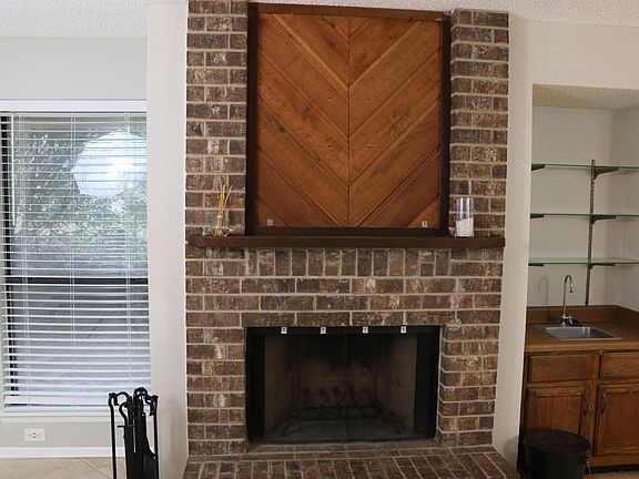 2nd image of 2542 Babcock Rd APT G104