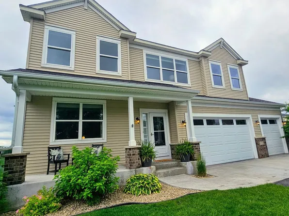 19727 Hazel Nut Ct, Lakeville, MN 55044
