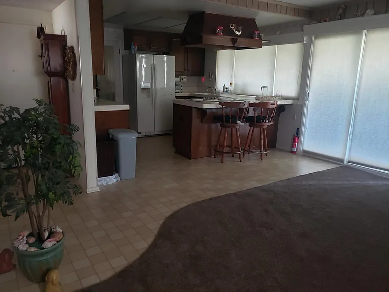 Louise Ln — Photo 10