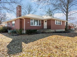 2404 Hikes Ln, Louisville, KY 40218