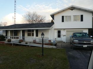 8245 Karol St, Presque Isle, MI 49777