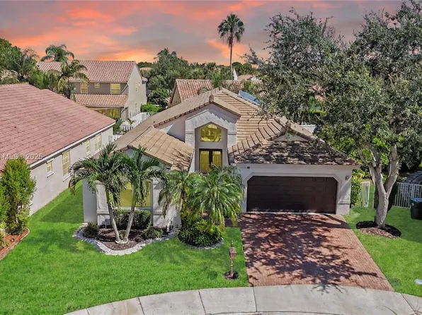 211 Cameron Ct, Weston, FL 33326