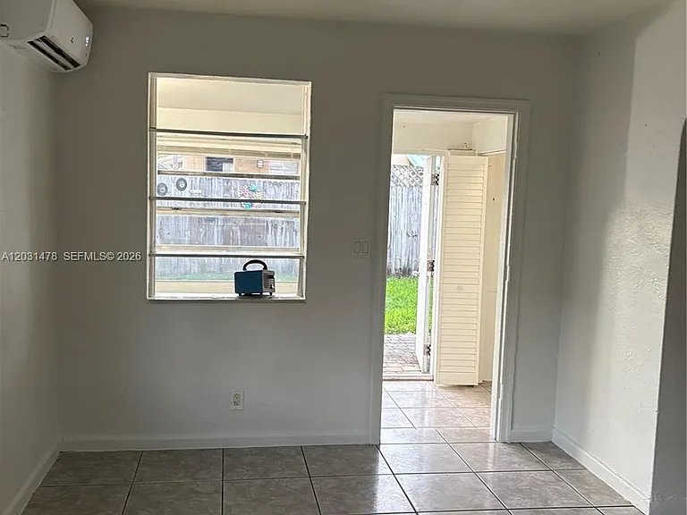 1806 Funston St — Photo 17