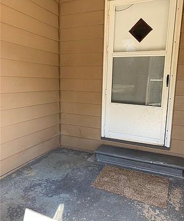2nd image of 318 W Westview St