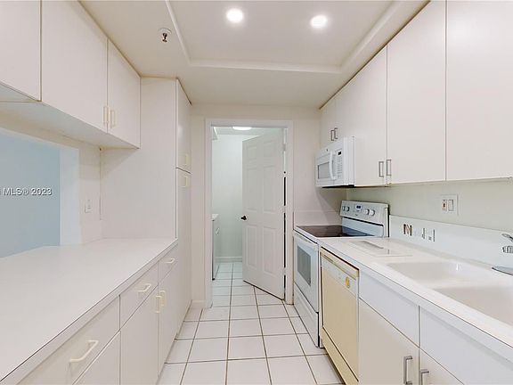 3rd image of 9755 NW 52nd St APT 315