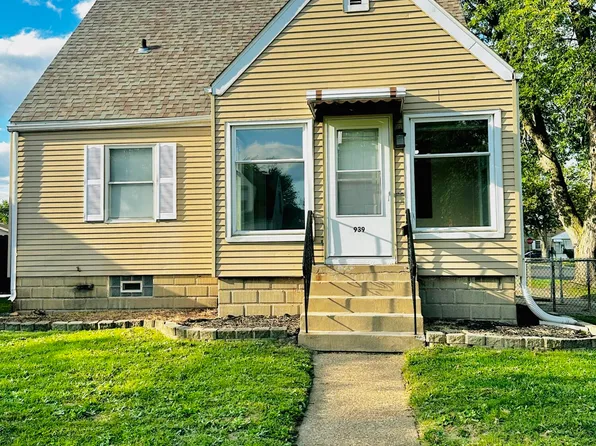 939 175th Pl, Hammond, IN 46324