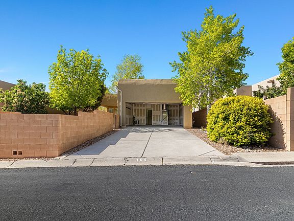 4th image of 104 Rancho Viejo Blvd