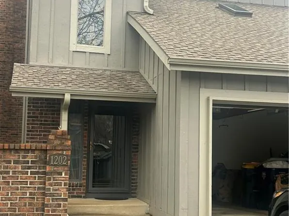 1202 NE 83rd Ter, Kansas City, MO 64118