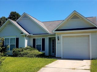 4235 Blazingwood Ct, Greensboro, NC 27406