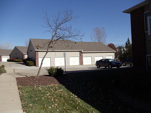 4th image of 3800 Saddlebrook Pl Unit U-102