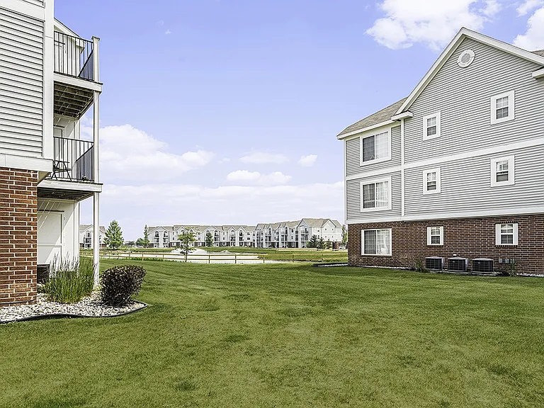 Tracy Creek Apartment Homes — Photo 35