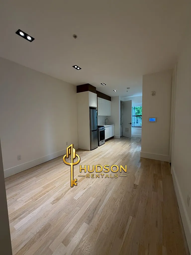 1 bed, 650 sqft, $2,550 — Photo 3