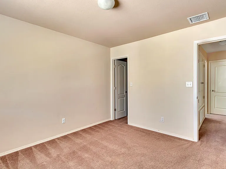14302 Gil Reyes Dr #B — Photo 16