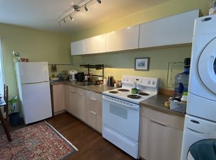36 Vesper St APT 3, Portland, ME 04101