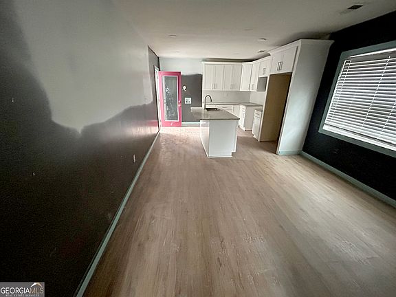 5th image of 1801 Beecher St SW