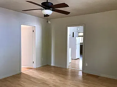 341 N K St — Photo 10