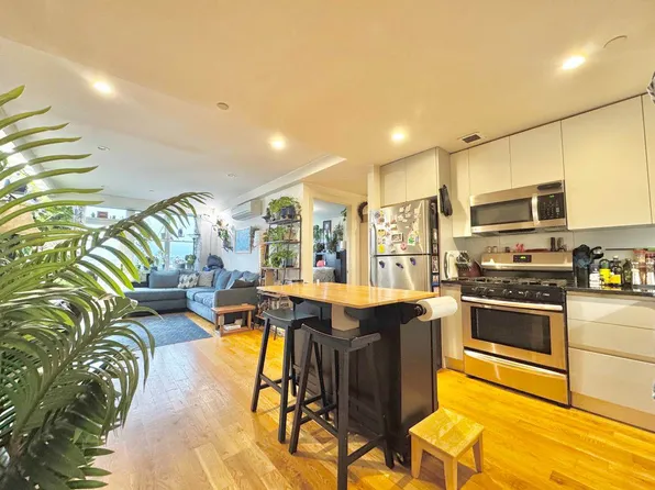 1543 East 19th Street image 6 of 7