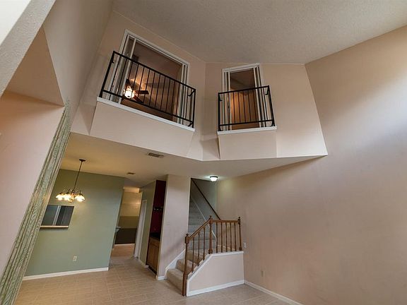5th image of 1620 Wellington Pl APT 304