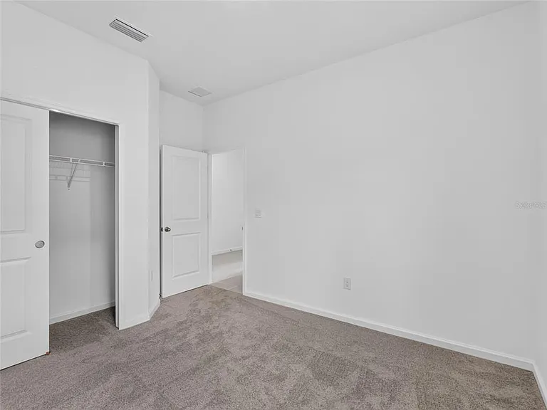2027 Firethorn Loop — Photo 38