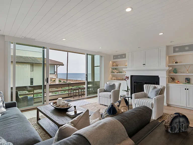 1337 Plaza Pacifica — Photo 10