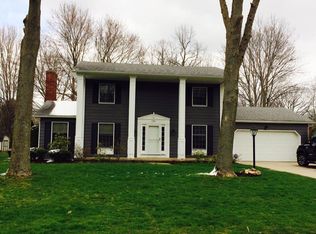 1371 Wintergreen Ln, Fairview, PA 16415