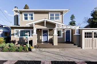 Exterior 1 :: 5266 Manila