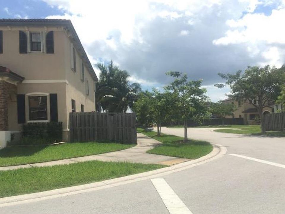 2nd image of 22959 SW 105th Ave