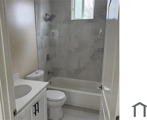 5867 Towne Ave — Photo 5