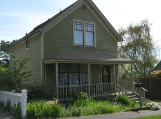 1018 Taylor St, Port Townsend, WA 98368