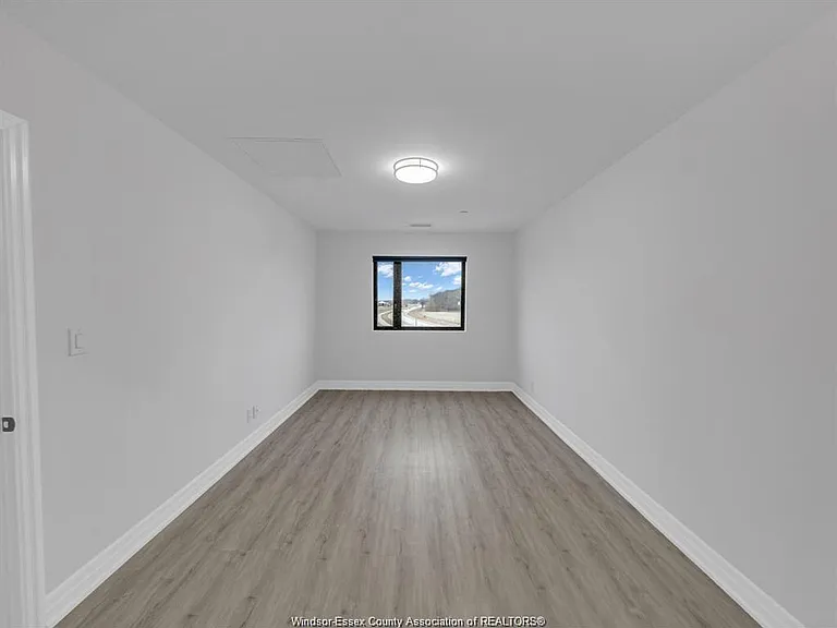 7337 Meo Blvd — Photo 11