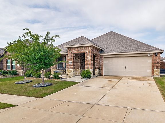 2nd image of 3012 Patton Ln