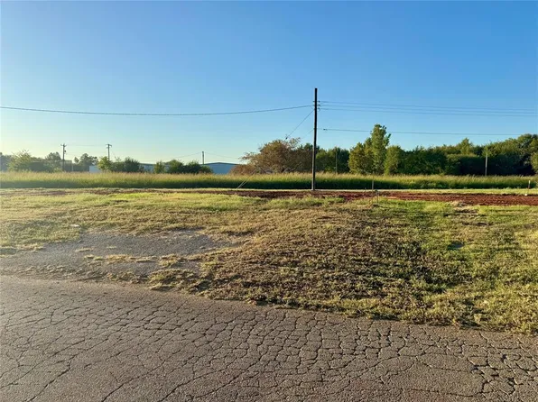 711 W Michigan Ave Lot 1-4, Chickasha, OK 73018