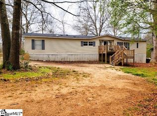 398 Griffin Rd, Fountain Inn, SC 29644