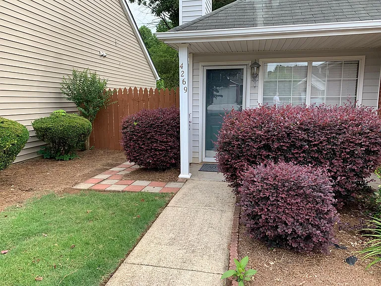 4269 Tenneyson Ln — Photo 2