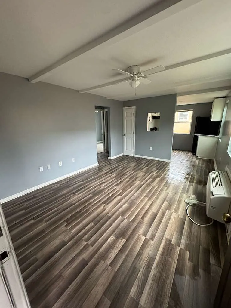 2 bed, $950 — Photo 3