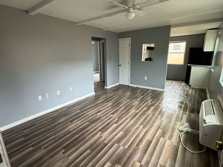201 Chandler Dr #29B — Photo 3