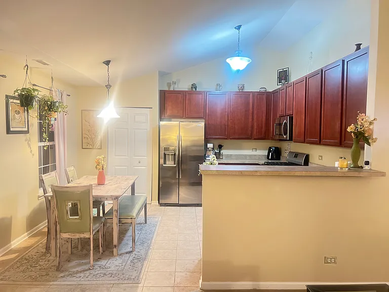 659 Arbor Cir — Photo 27