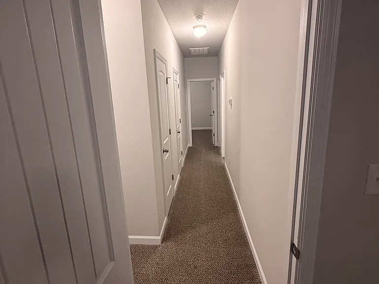 2025 Folkstone Woods Ln — Photo 17