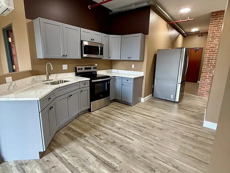 70 Webster St #201 — Photo 1