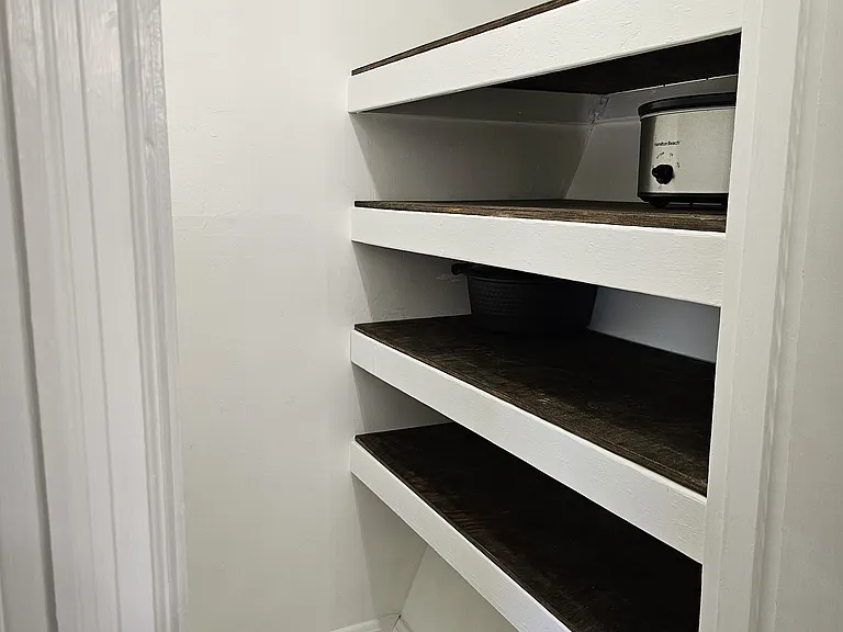 Walk-in pantry