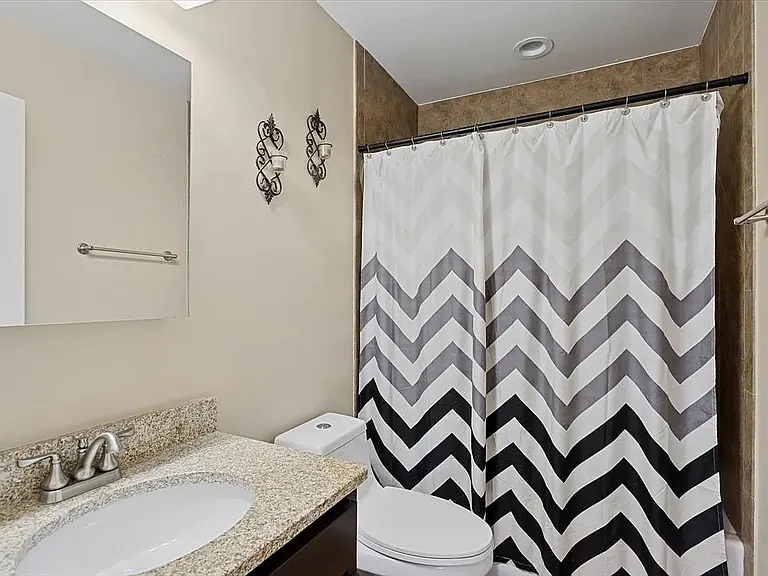 227 Elkhorn Ct #D — Photo 6