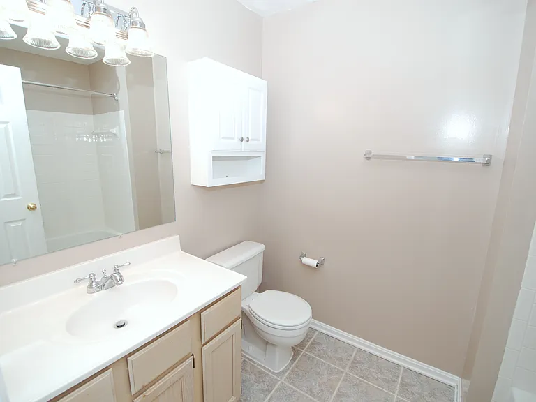 13500 Darter Ct — Photo 16