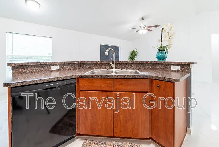 5107 SW 165th Street Rd — Photo 15