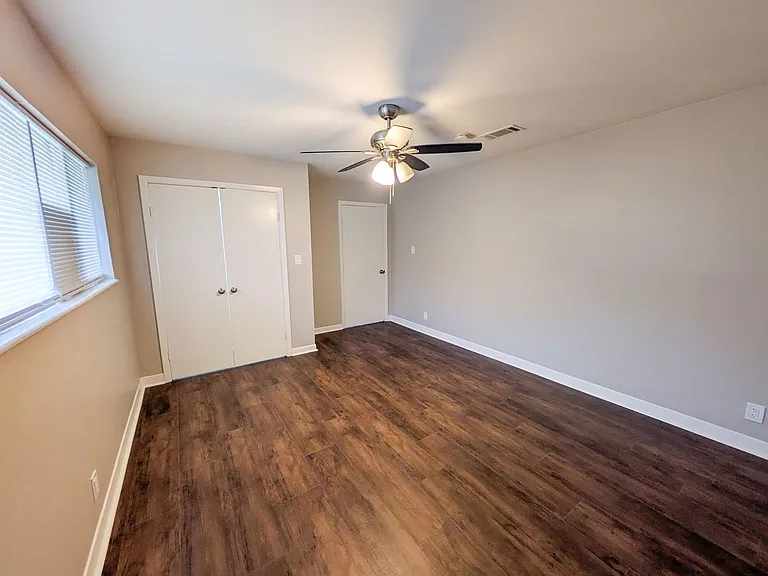 2331 Coronado Pl — Photo 7
