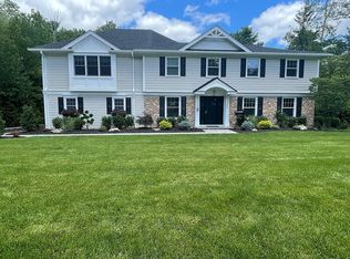 9 Westview Rd, Short Hills, NJ 07078