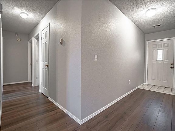 2nd image of 813 SE Rachel Ave