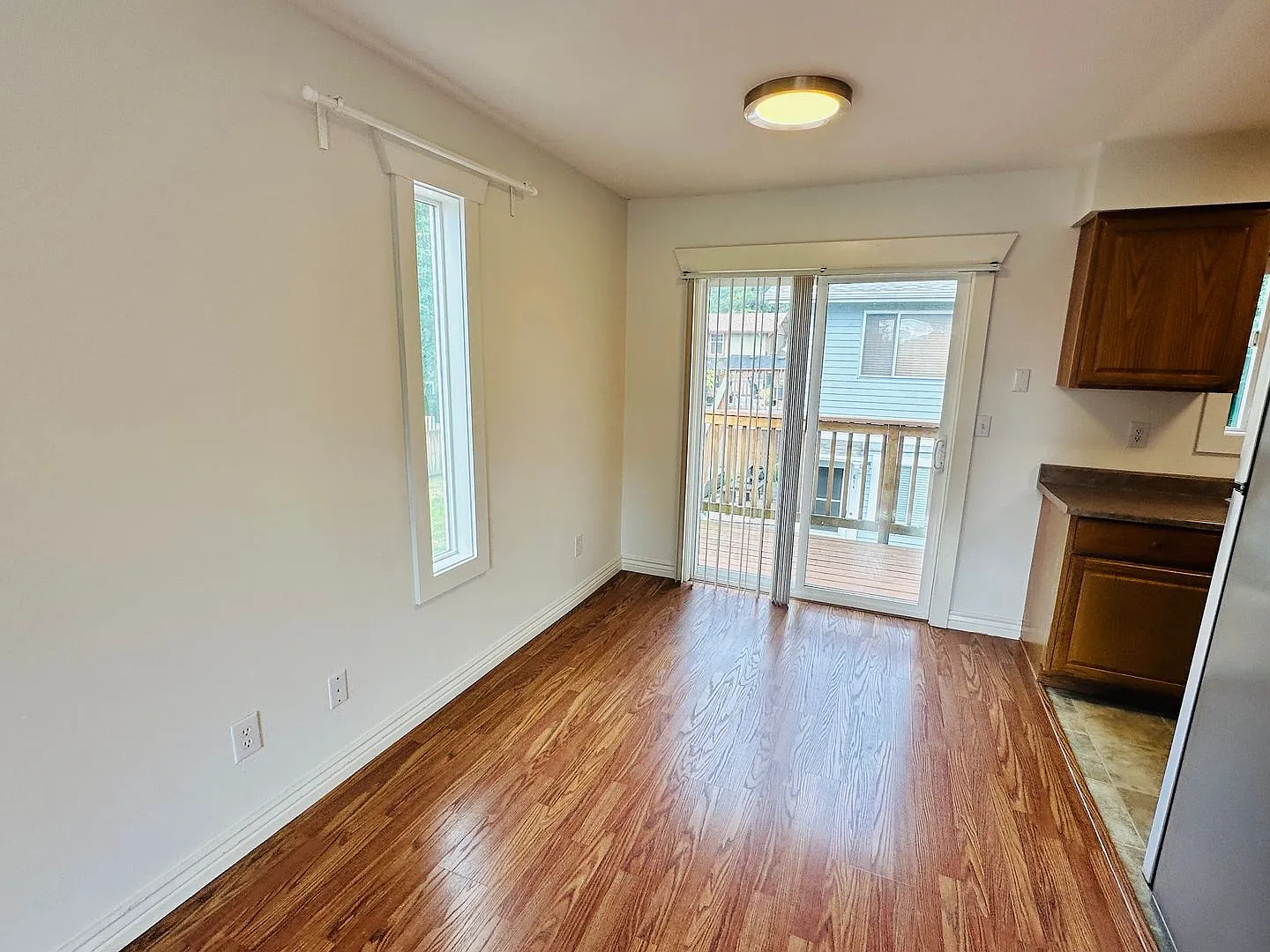 Charming & Cozy Camas Duplex — Photo 3