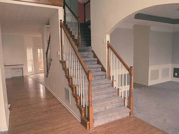 4th image of 1886 Clay Dr SW