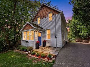 210 Centennial Dr, Midland, ON L4R5J4